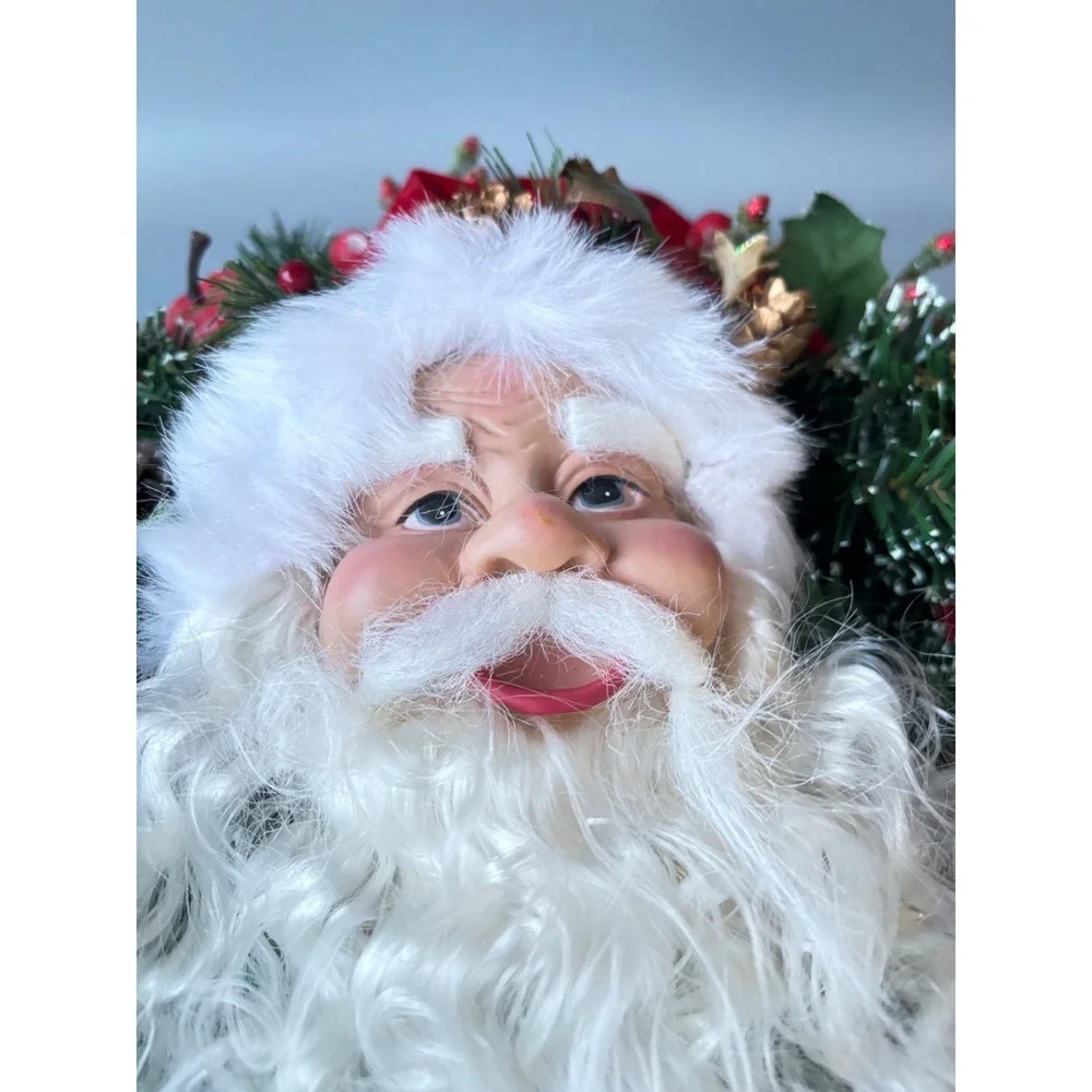 Bronners Christmas Wonderland Santa Head Wreath Red Apples Berries Pinecones 10